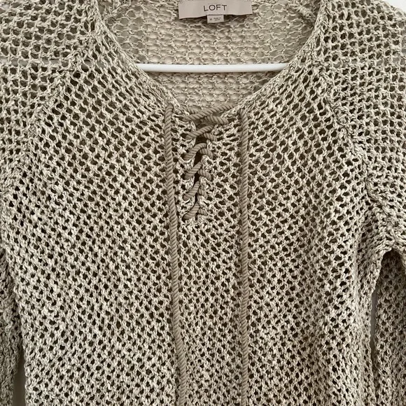 LOFT Sweater - Picture 3 of 3